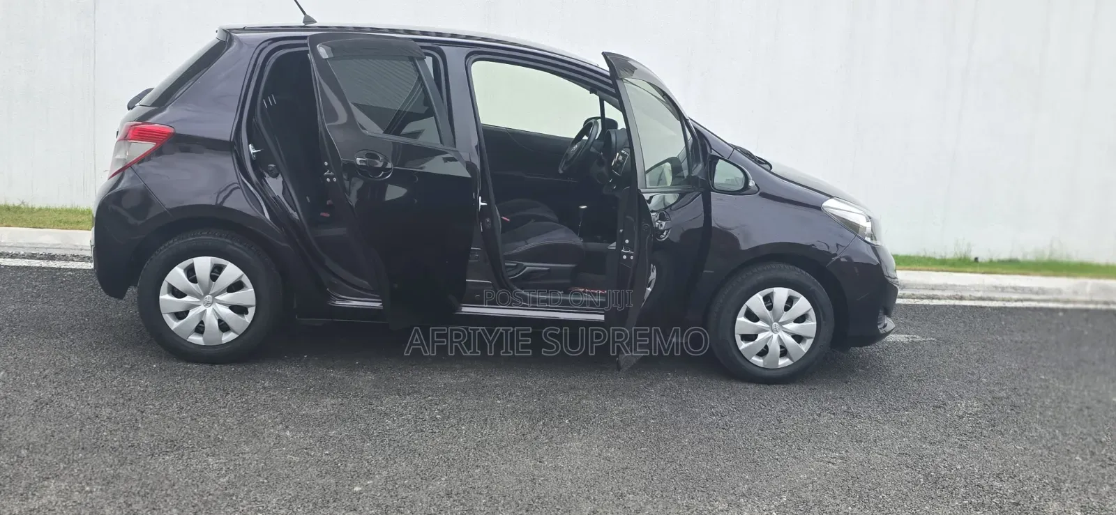 Toyota Vitz 2014 Purple