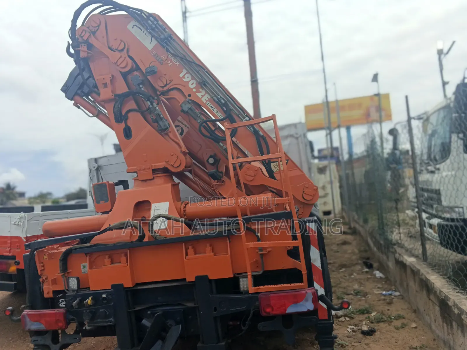 Man Deseil Crane