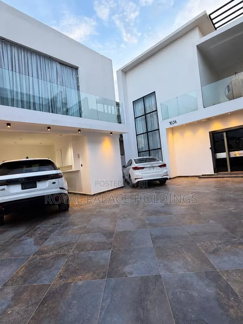 4bdrm Duplex in Oyarifa for rent