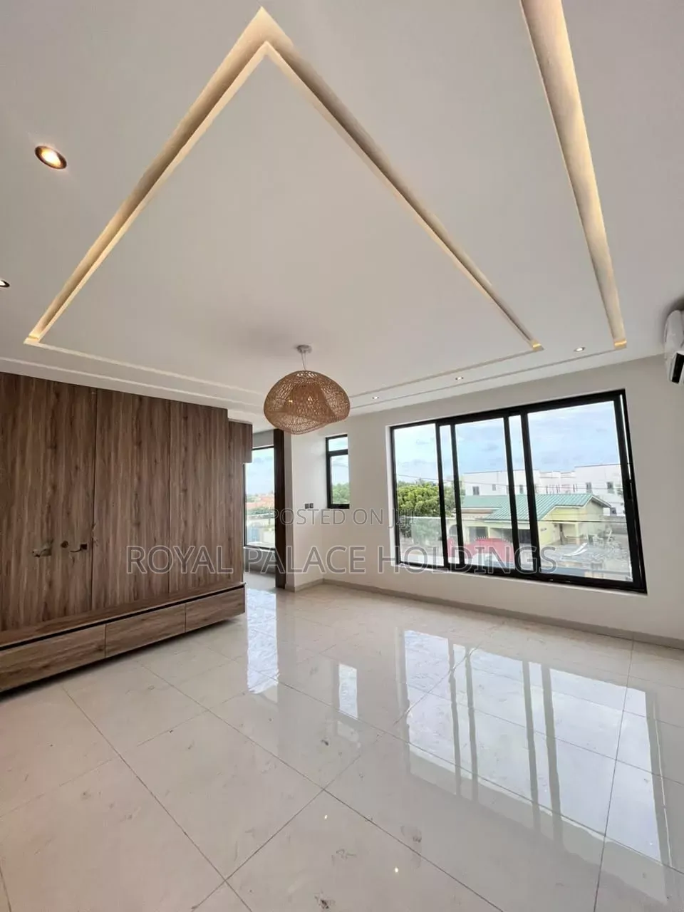 4bdrm Duplex in Oyarifa for rent