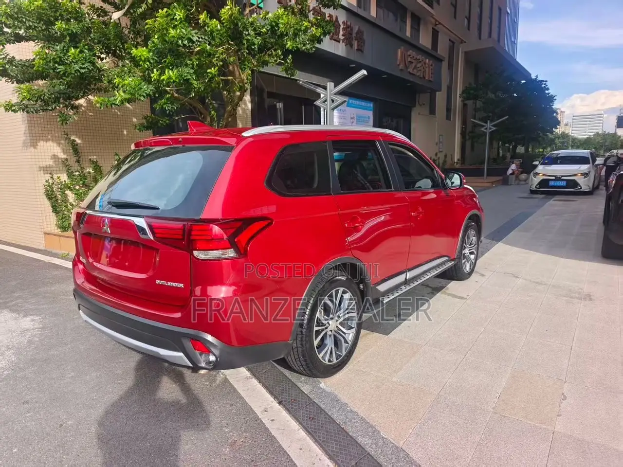 Mitsubishi Outlander 2018 Red