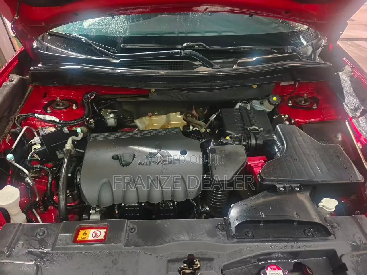 Mitsubishi Outlander 2018 Red