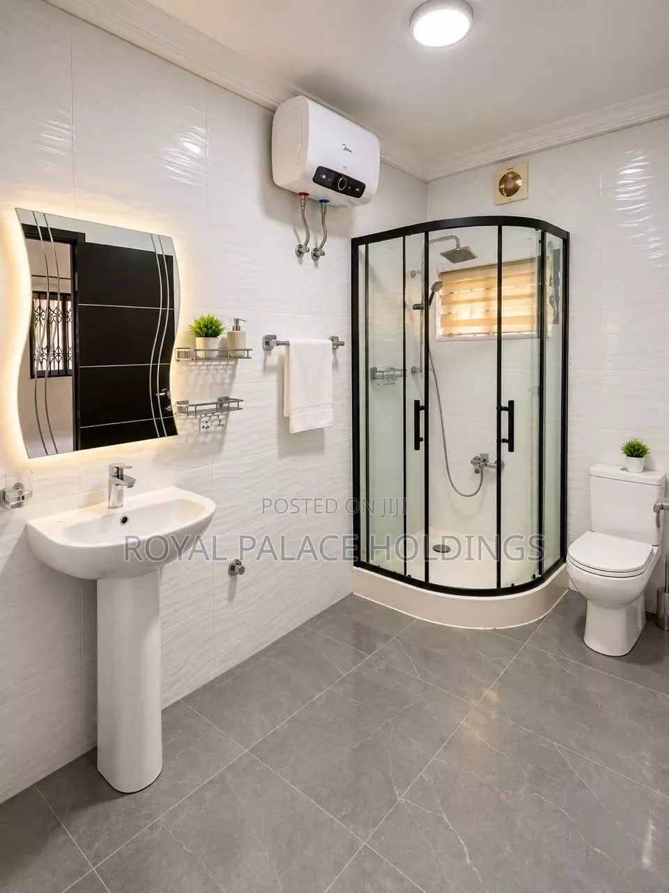 7bdrm Duplex in Oyarifa for rent