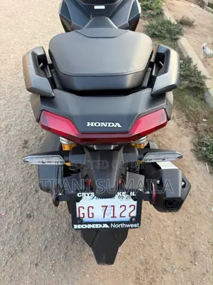 Honda 2025 Black