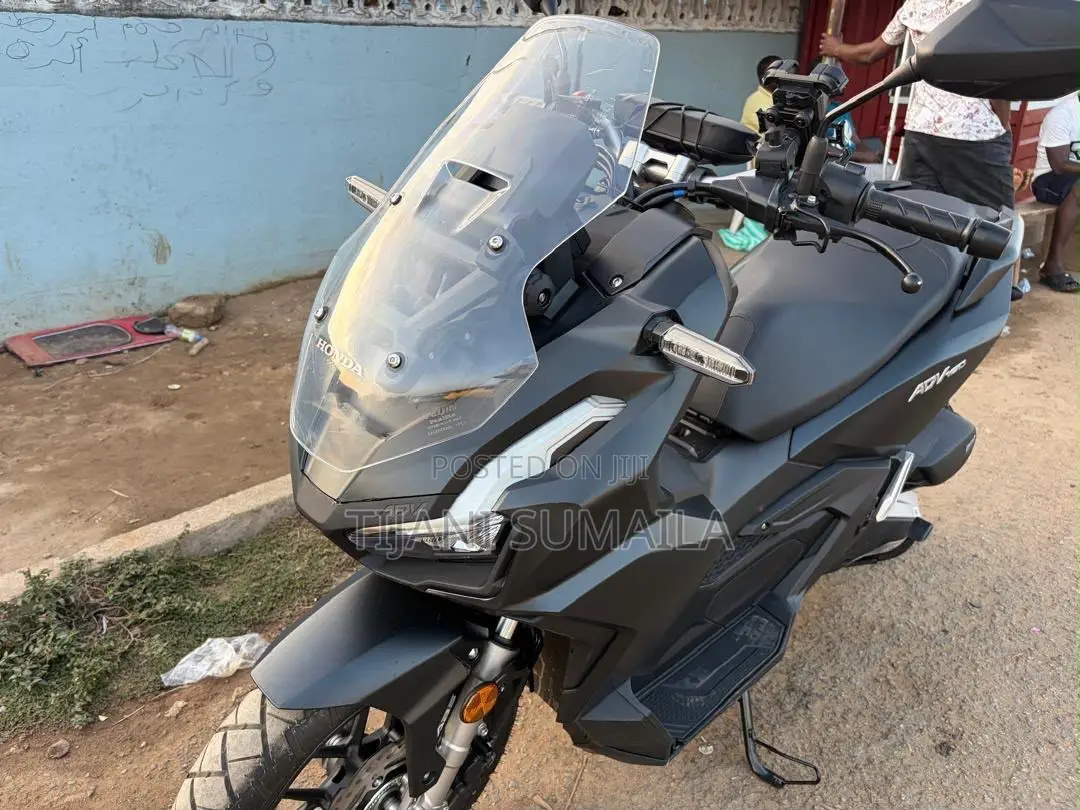 Honda 2025 Black