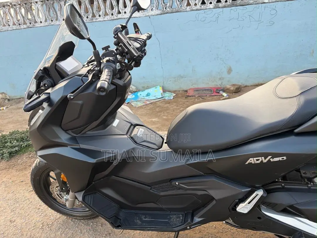 Honda 2025 Black