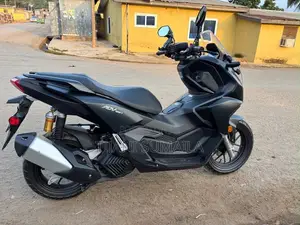 Honda 2025 Black