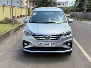 Toyota Rumion 1.5 FWD 2023 Silver