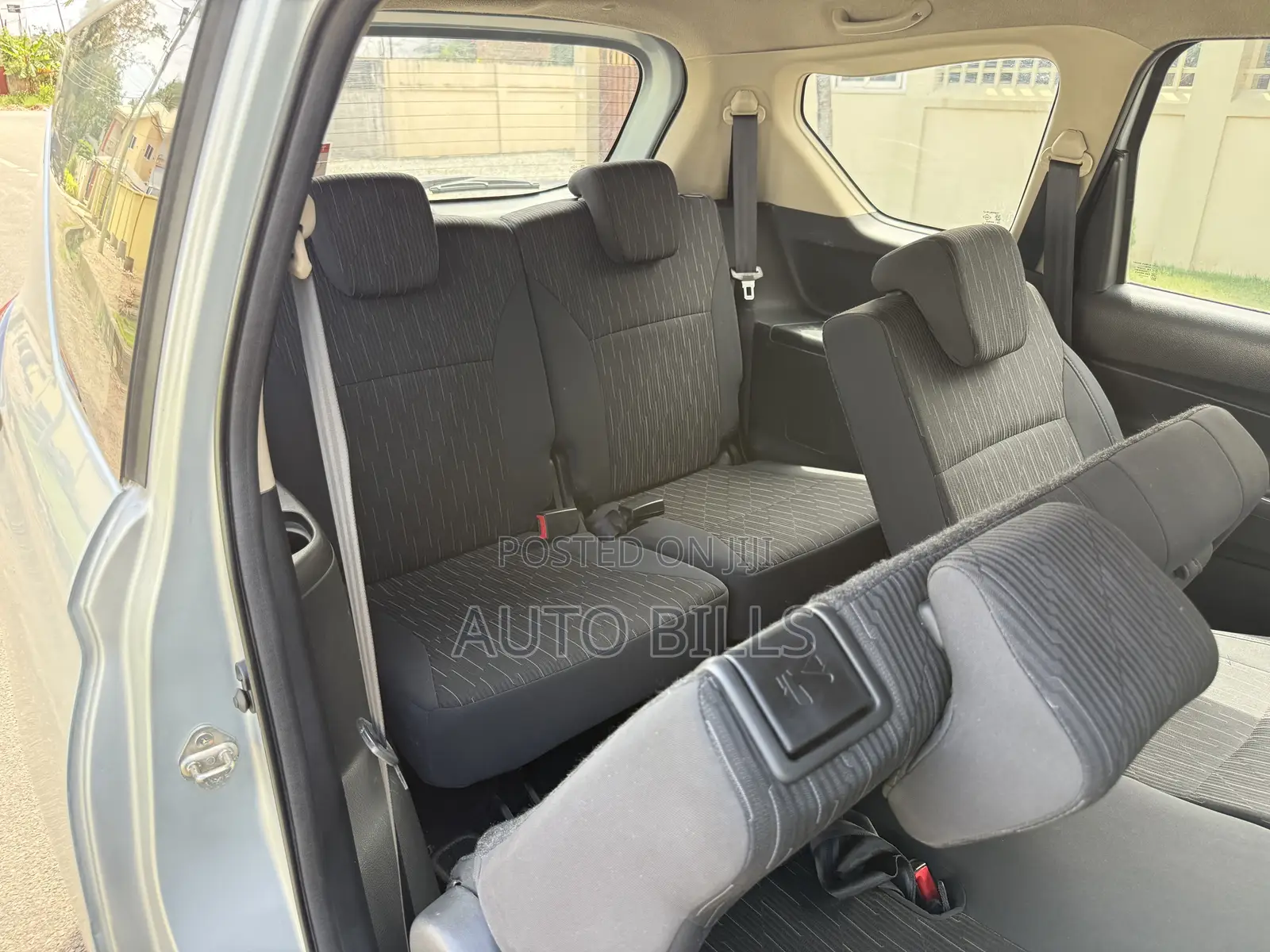 Toyota Rumion 1.5 FWD 2023 Silver