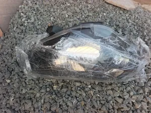 Toyota Vitz 13- 16 Headlight Right