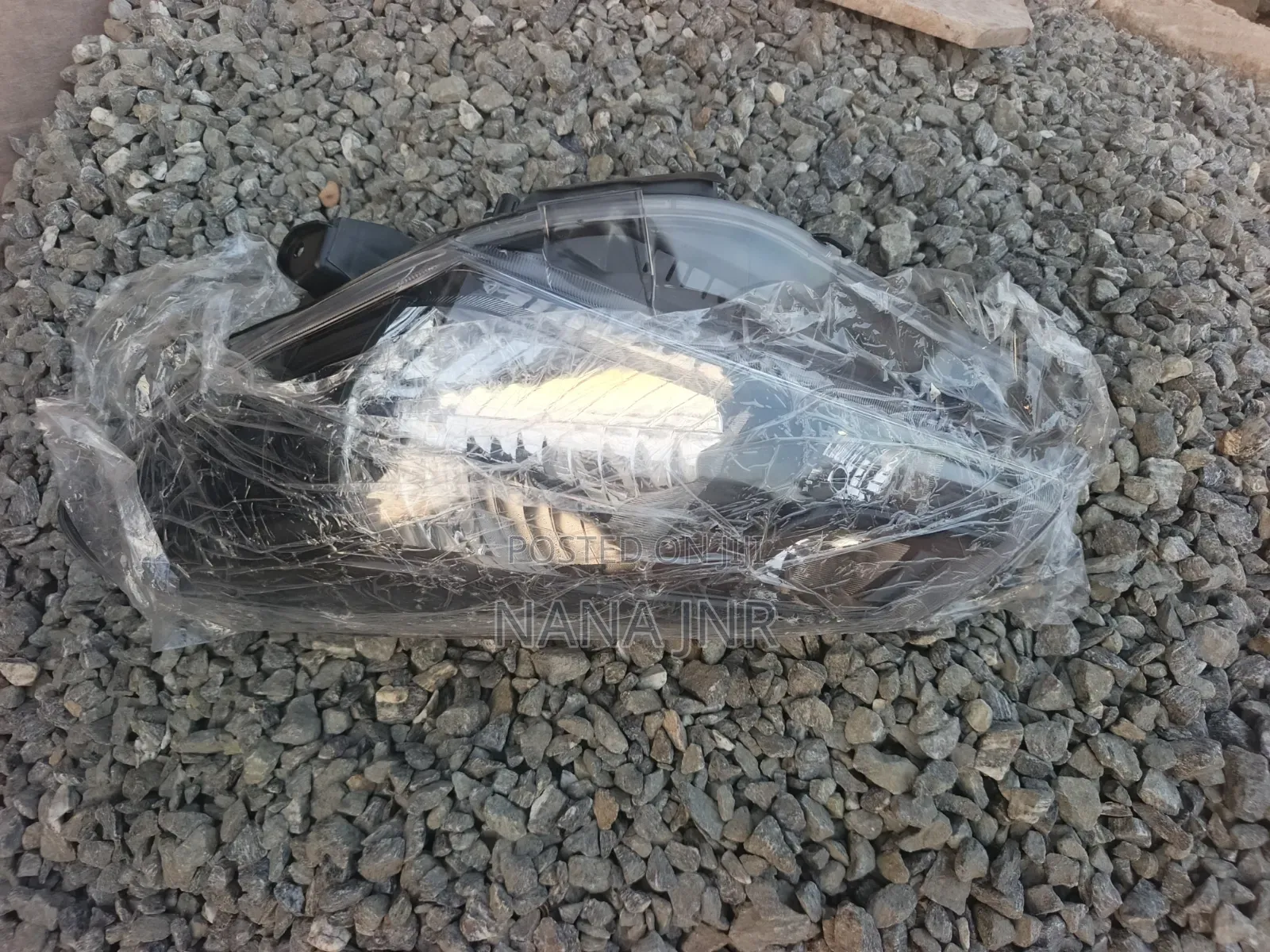 Toyota Vitz 13- 16 Headlight Right