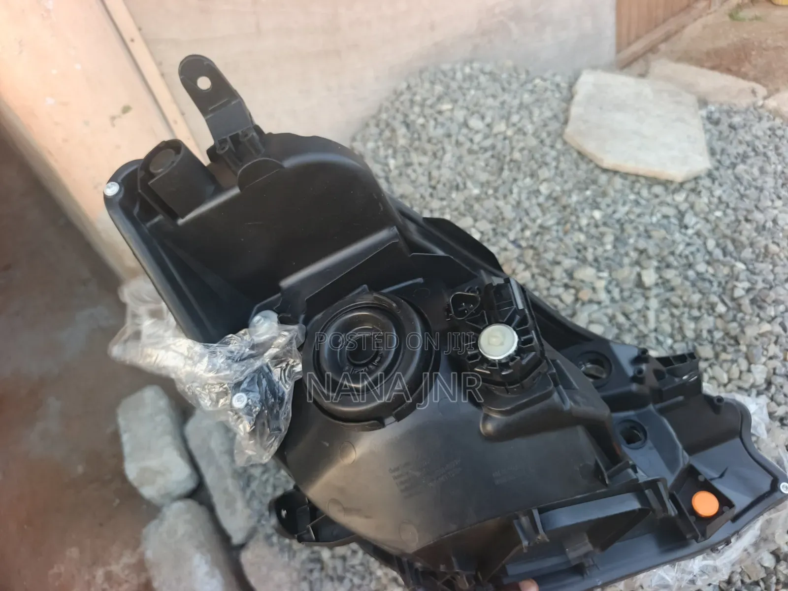 Toyota Vitz 13- 16 Headlight Right