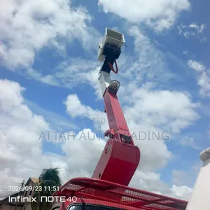 Street Light Truck