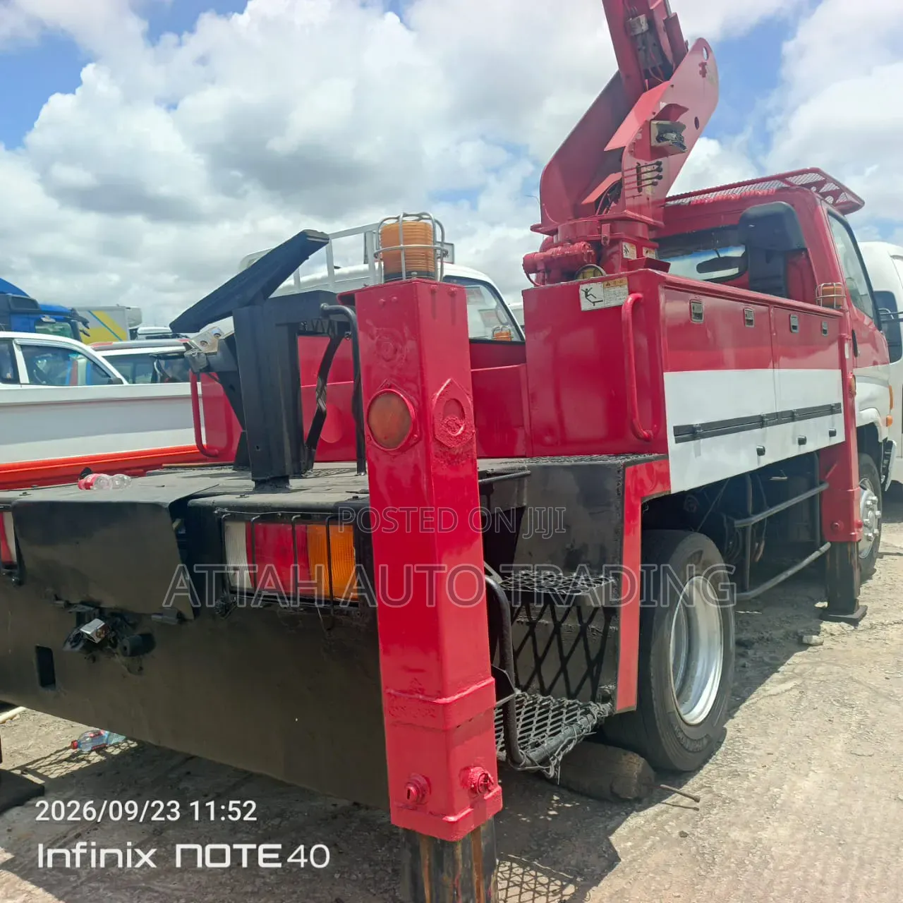 Street Light Truck