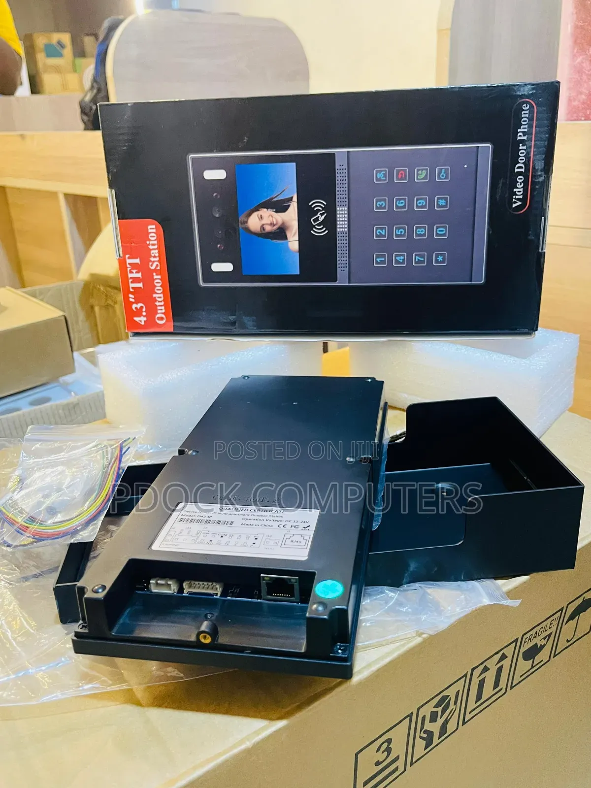 Tuya 4.3 TFT Ip Multi-Apartment 8'' Ips Outdoor Station Kit