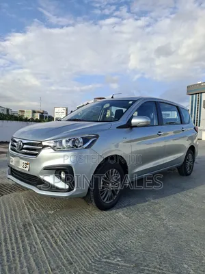 Toyota Rumion 1.5 FWD 2023 Silver