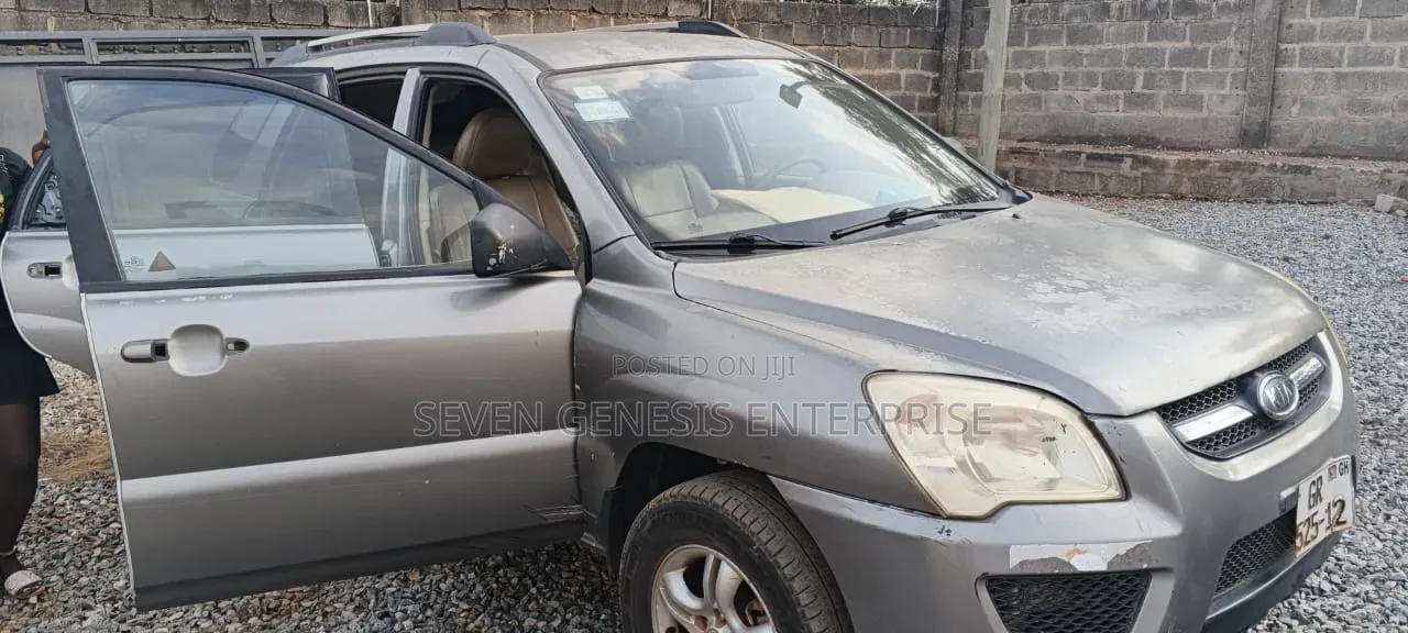 Kia Combi 2008 Silver