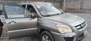 Kia Combi 2008 Silver