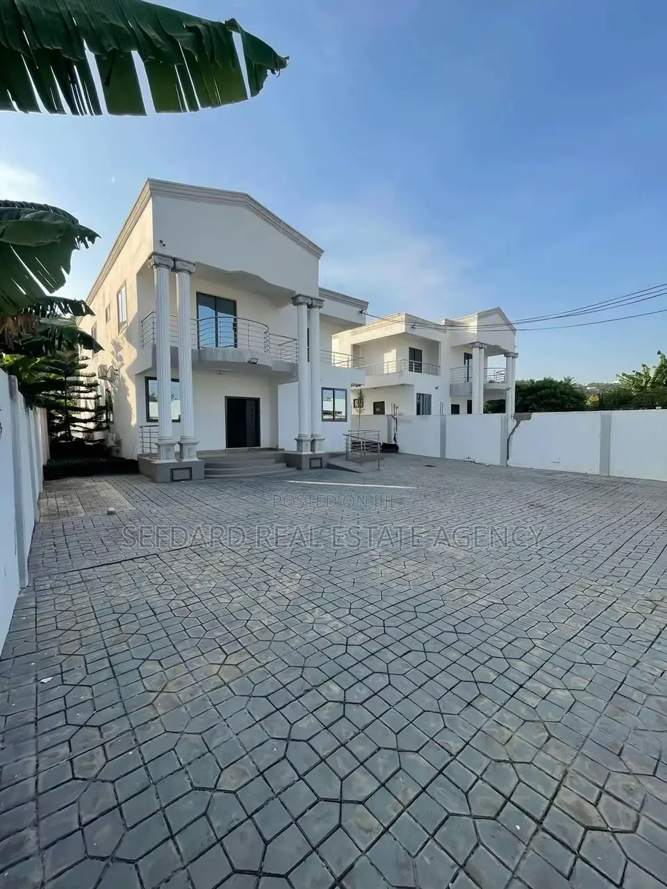 3bdrm Duplex in Sefdard Properties, Oyarifa for sale