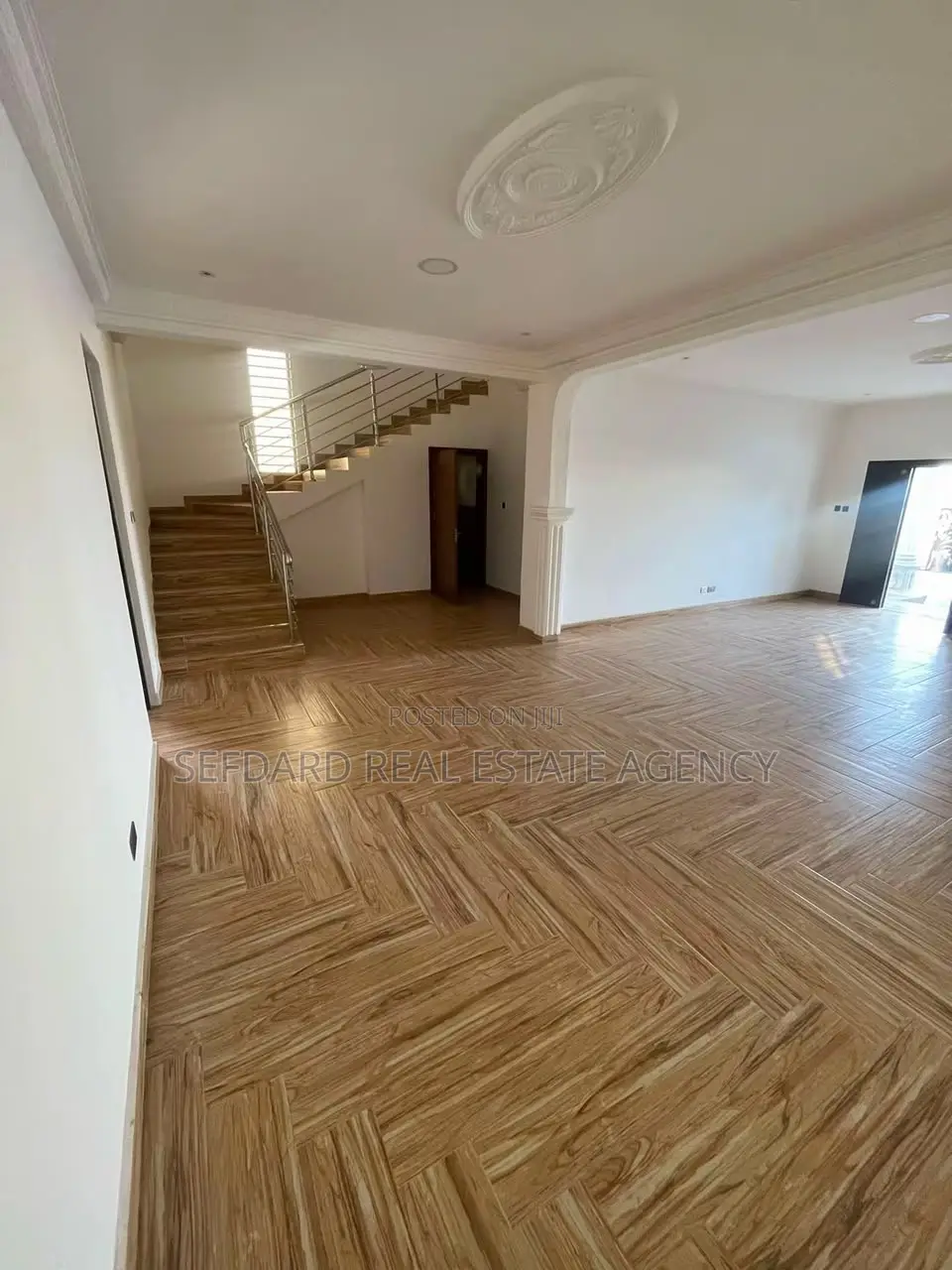 3bdrm Duplex in Sefdard Properties, Oyarifa for sale