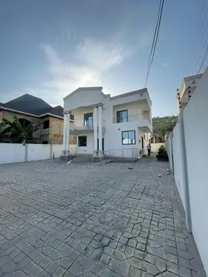 3bdrm Duplex in Sefdard Properties, Oyarifa for sale