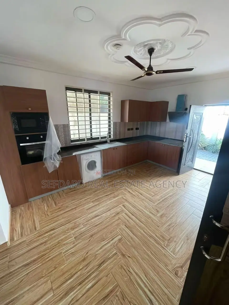 3bdrm Duplex in Sefdard Properties, Oyarifa for sale