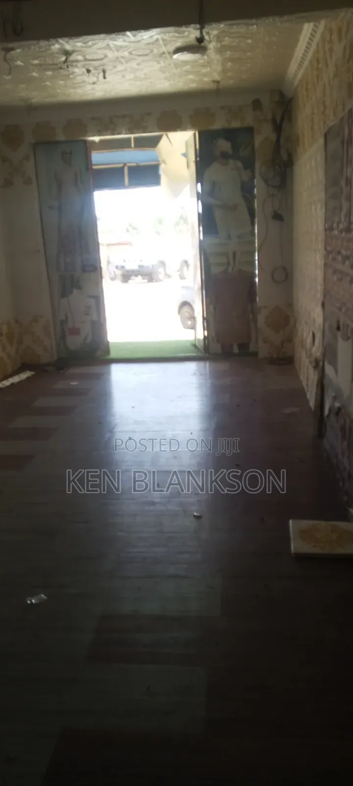 Huge Shop for Rent