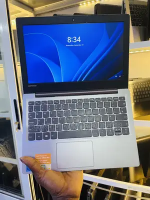 Laptop Lenovo IdeaPad S12 4GB Intel Celeron SSD 640GB