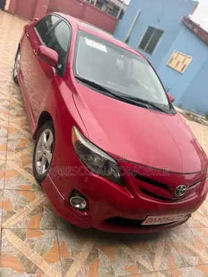 Toyota Corolla S Special Edition 4dr Sedan (1.8L 4cyl 4A) 2013 Red