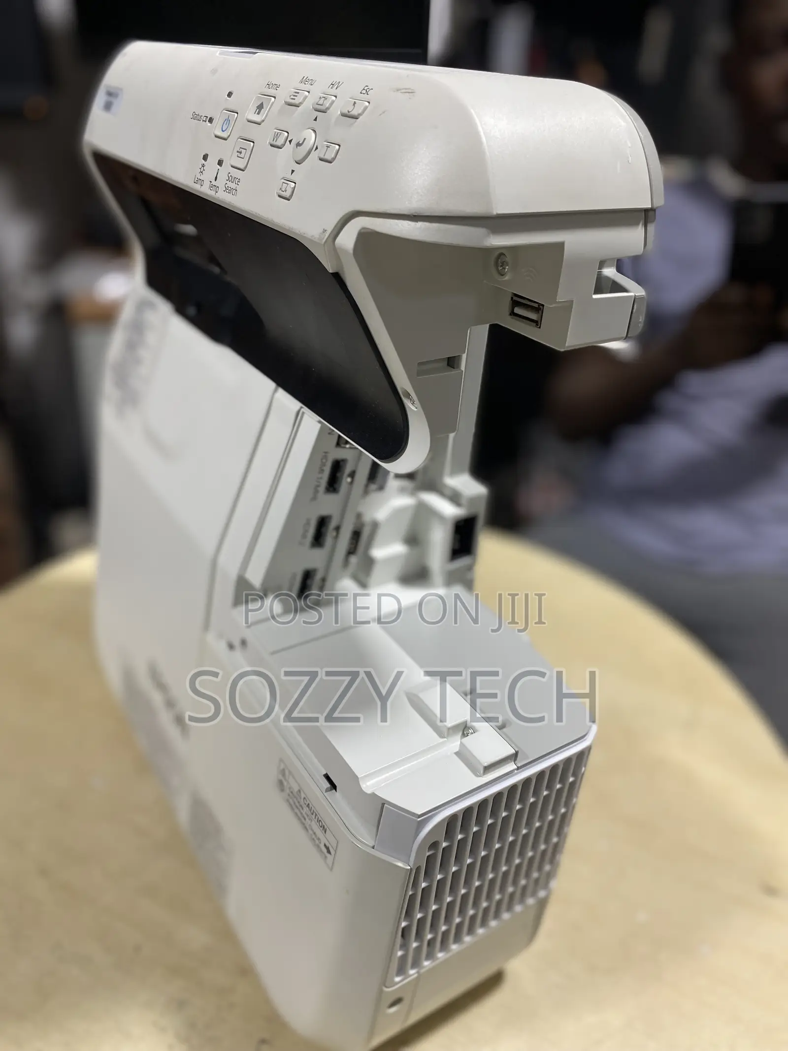 Epson EB-695Wi LCD PROJECTOR WXGA 3500 ANSI (Ultra-Short Throw) WXGA