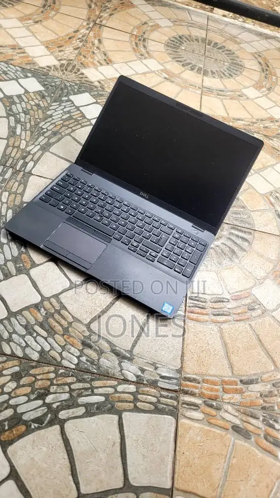 Laptop Dell Latitude 5500 8GB Intel Core i5 SSD 256GB