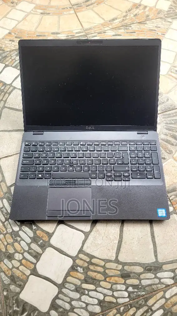 Laptop Dell Latitude 5500 8GB Intel Core i5 SSD 256GB