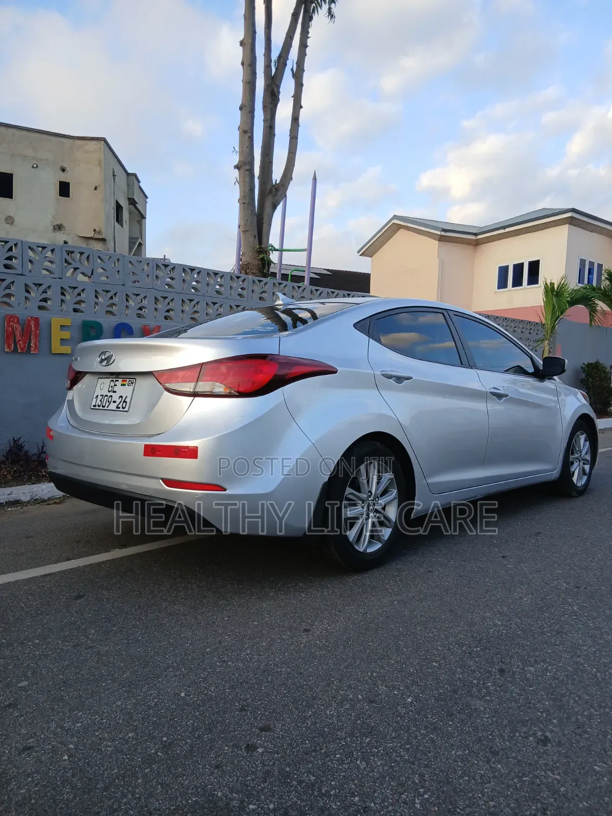 Hyundai Elantra SE 4dr Sedan (1.8L 4cyl 6A) 2015 Silver