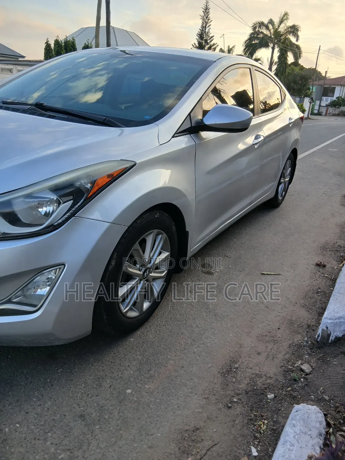 Hyundai Elantra SE 4dr Sedan (1.8L 4cyl 6A) 2015 Silver