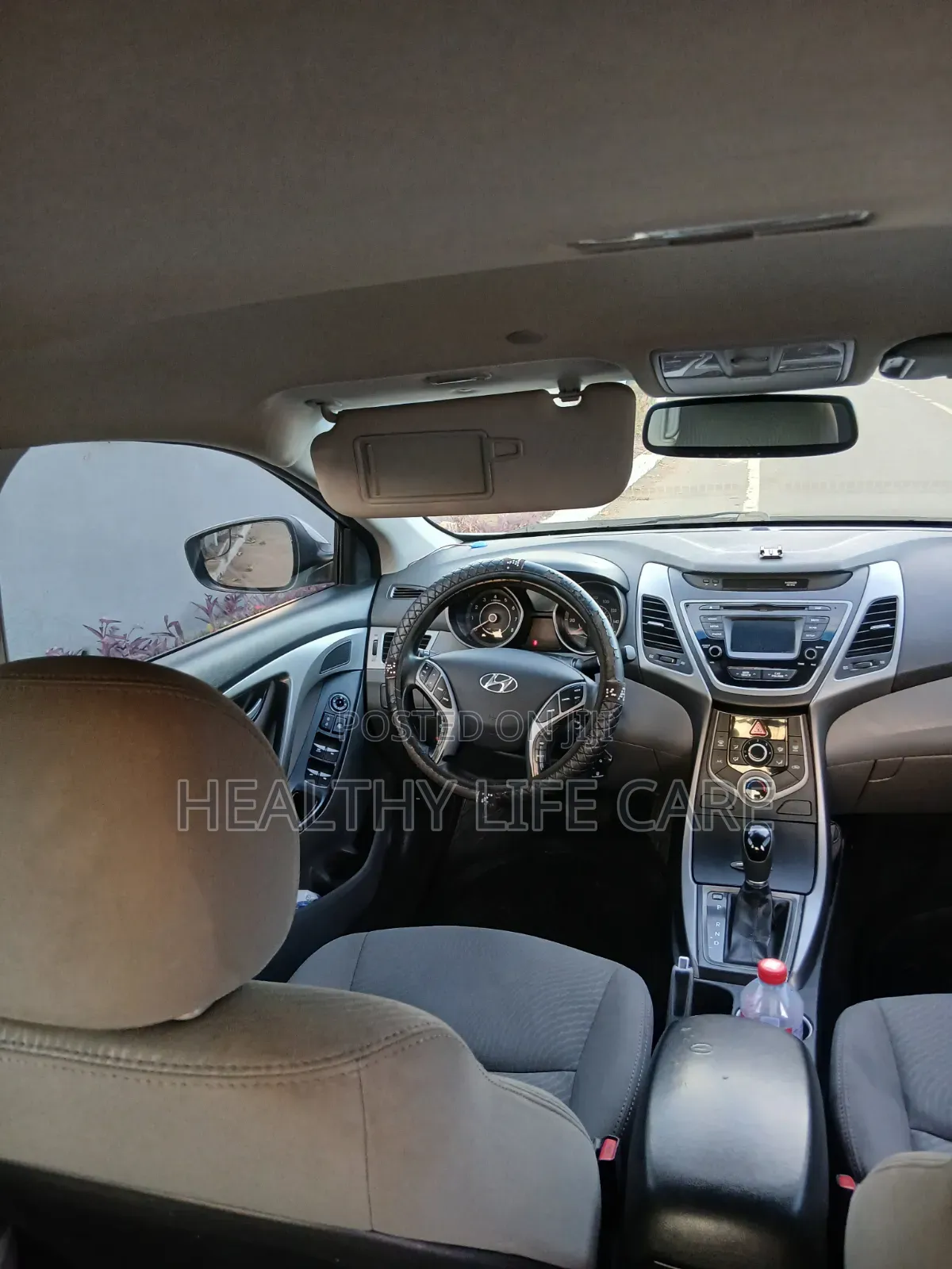 Hyundai Elantra SE 4dr Sedan (1.8L 4cyl 6A) 2015 Silver