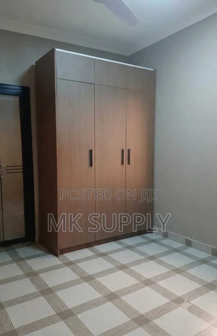 Wardrobe, Laminated Board