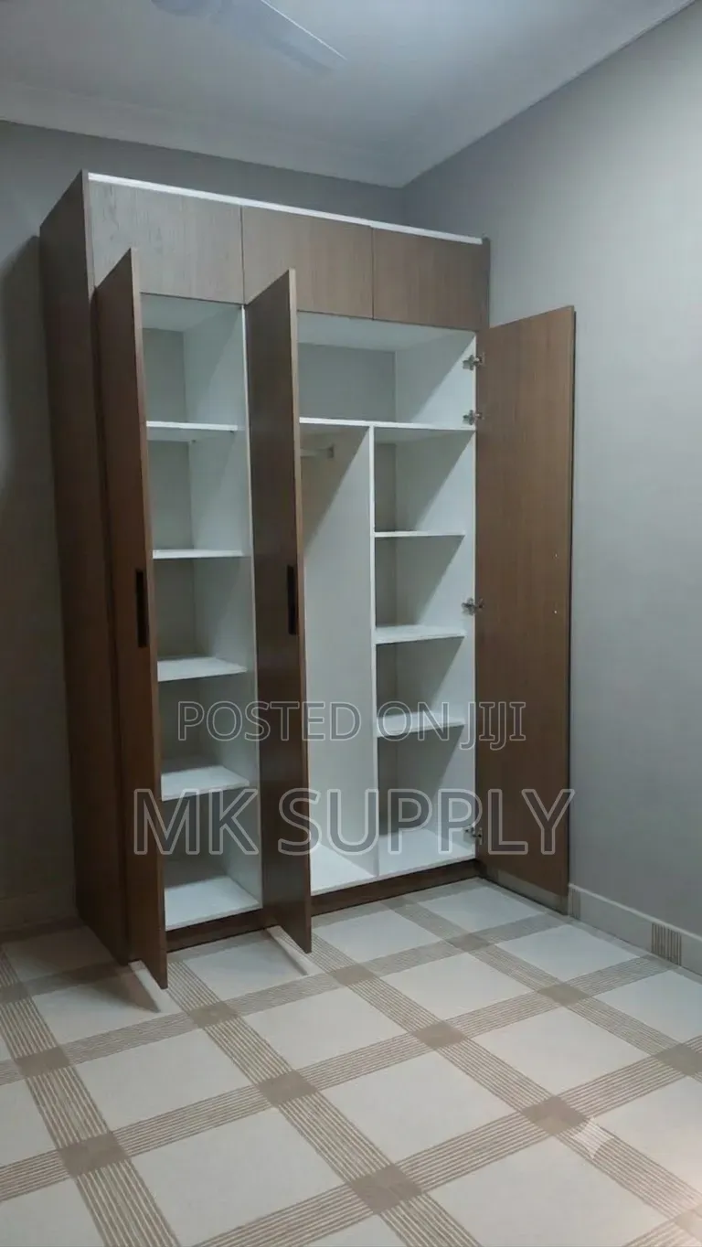 Wardrobe, Laminated Board