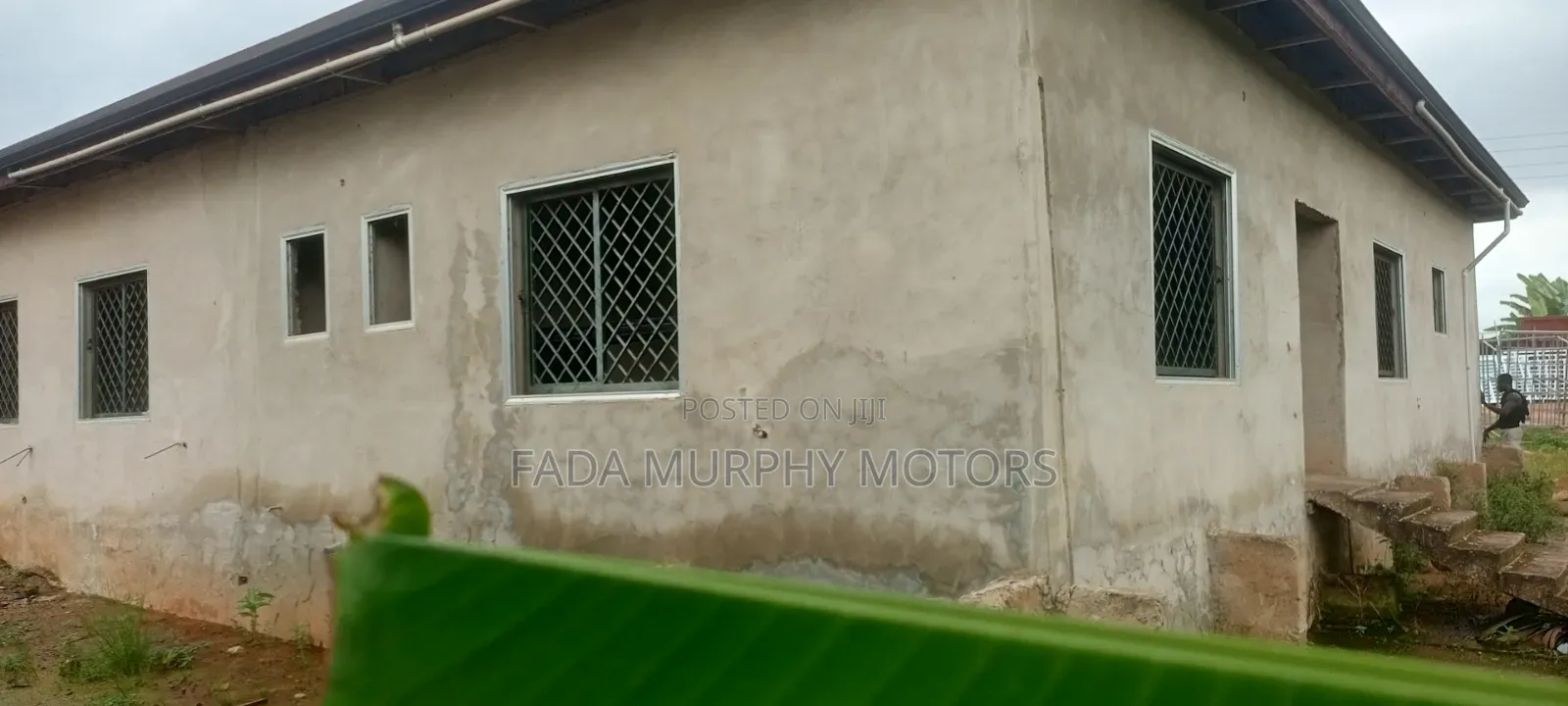 8bdrm House in Kumasi Metropolitan for sale