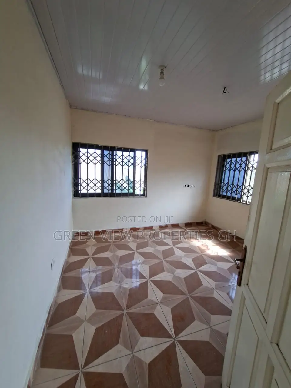 3bdrm Apartment in Dome for rent