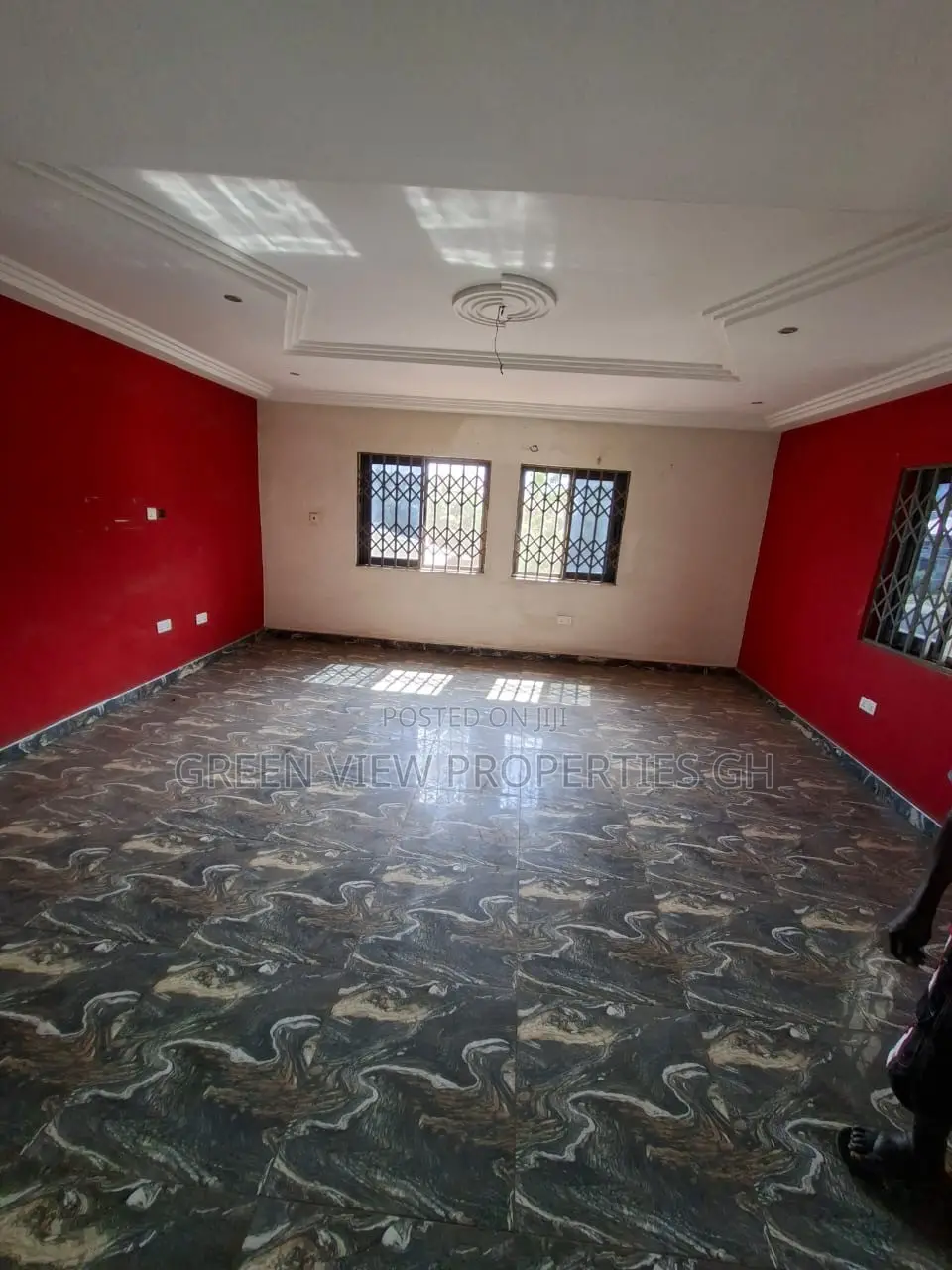 3bdrm Apartment in Dome for rent