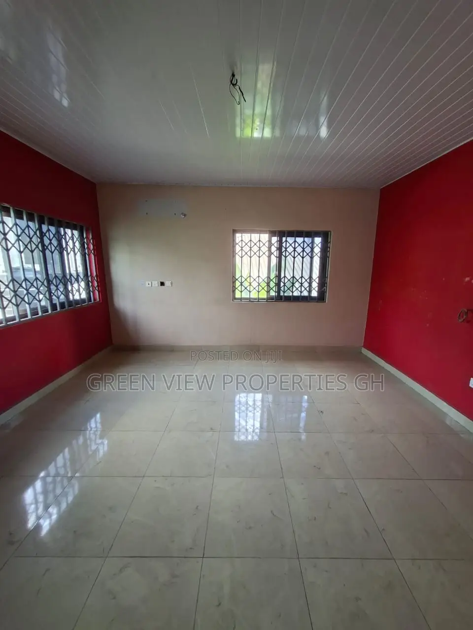 3bdrm Apartment in Dome for rent