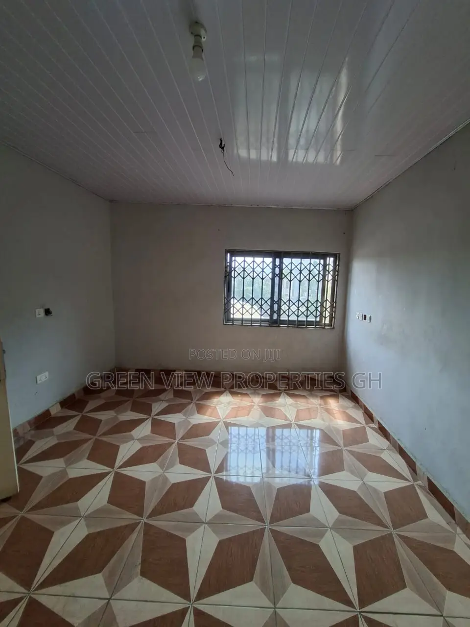 3bdrm Apartment in Dome for rent