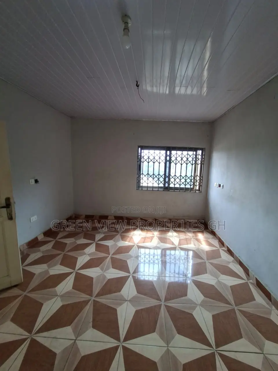 3bdrm Apartment in Dome for rent