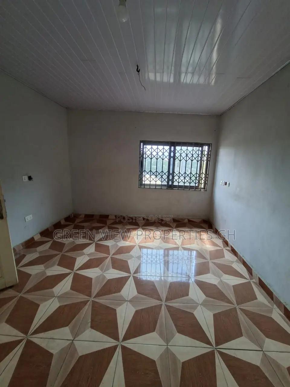 3bdrm Apartment in Dome for rent