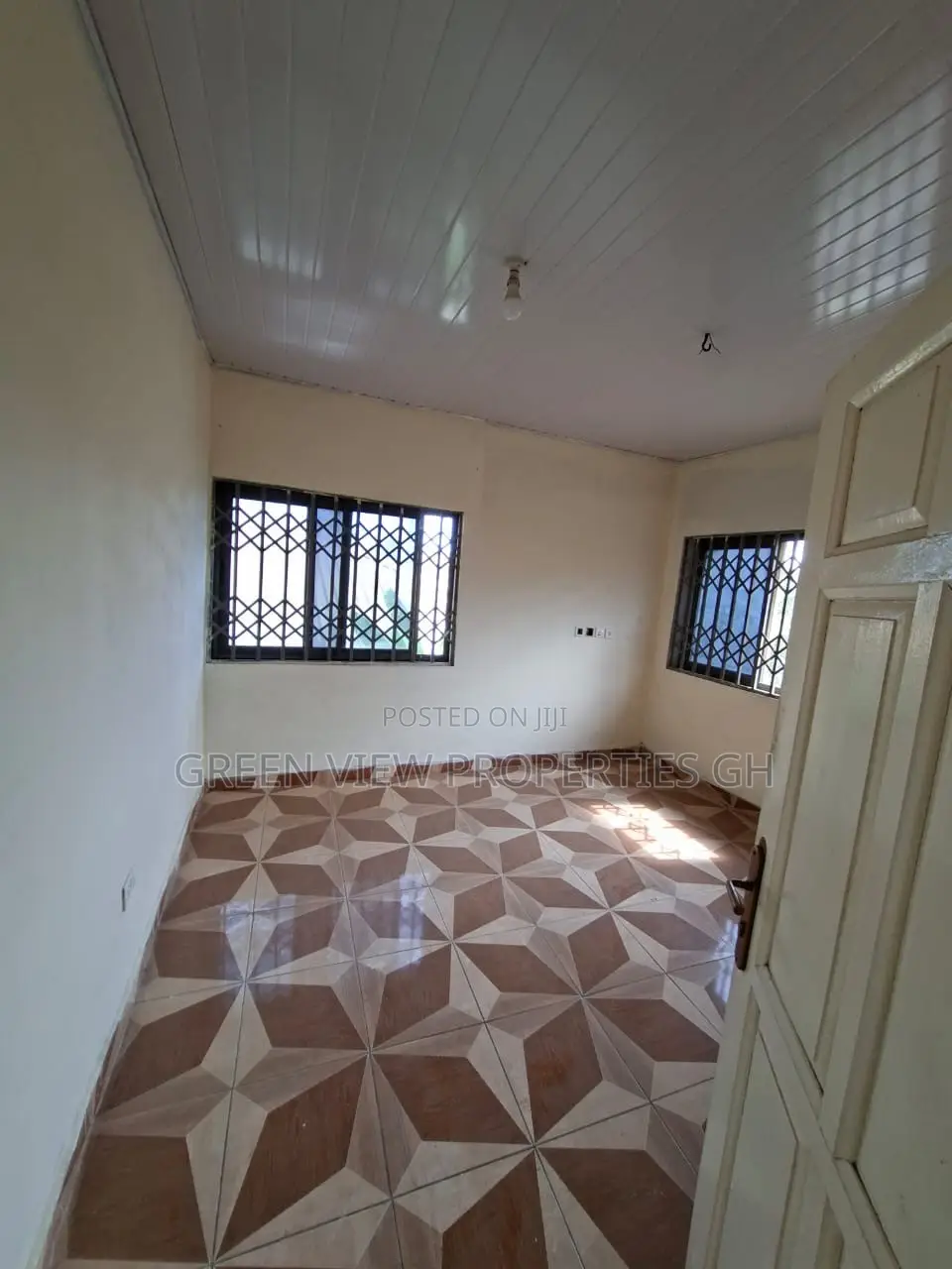 3bdrm Apartment in Dome for rent