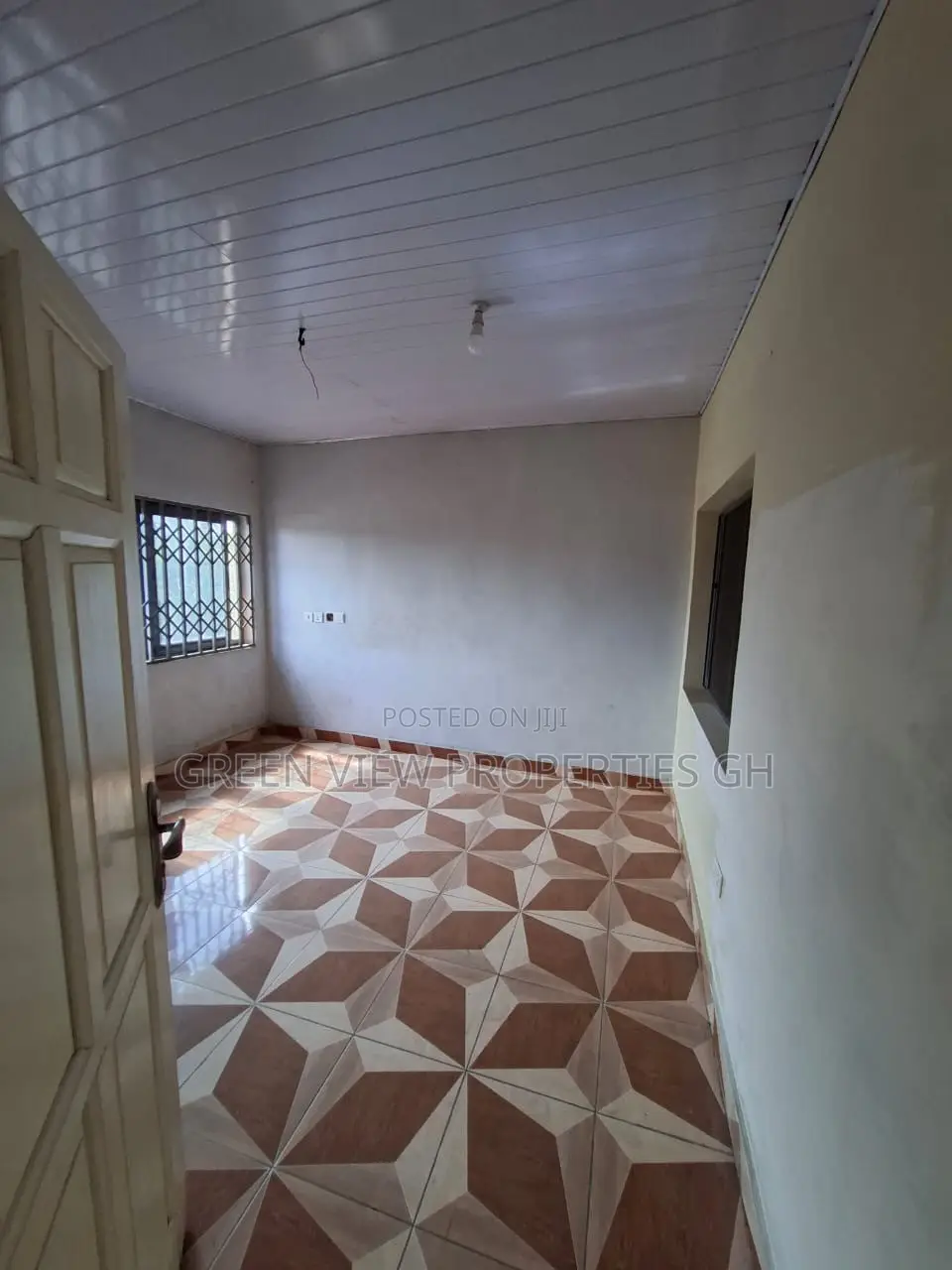 3bdrm Apartment in Dome for rent