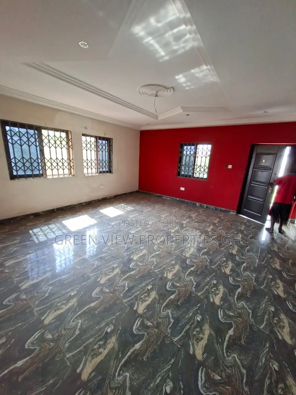 3bdrm Apartment in Dome for rent