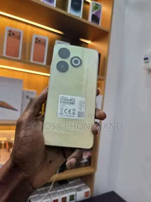 New Infinix Smart 8 64 GB Gray