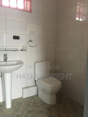 3bdrm House in Abelemkpe for rent