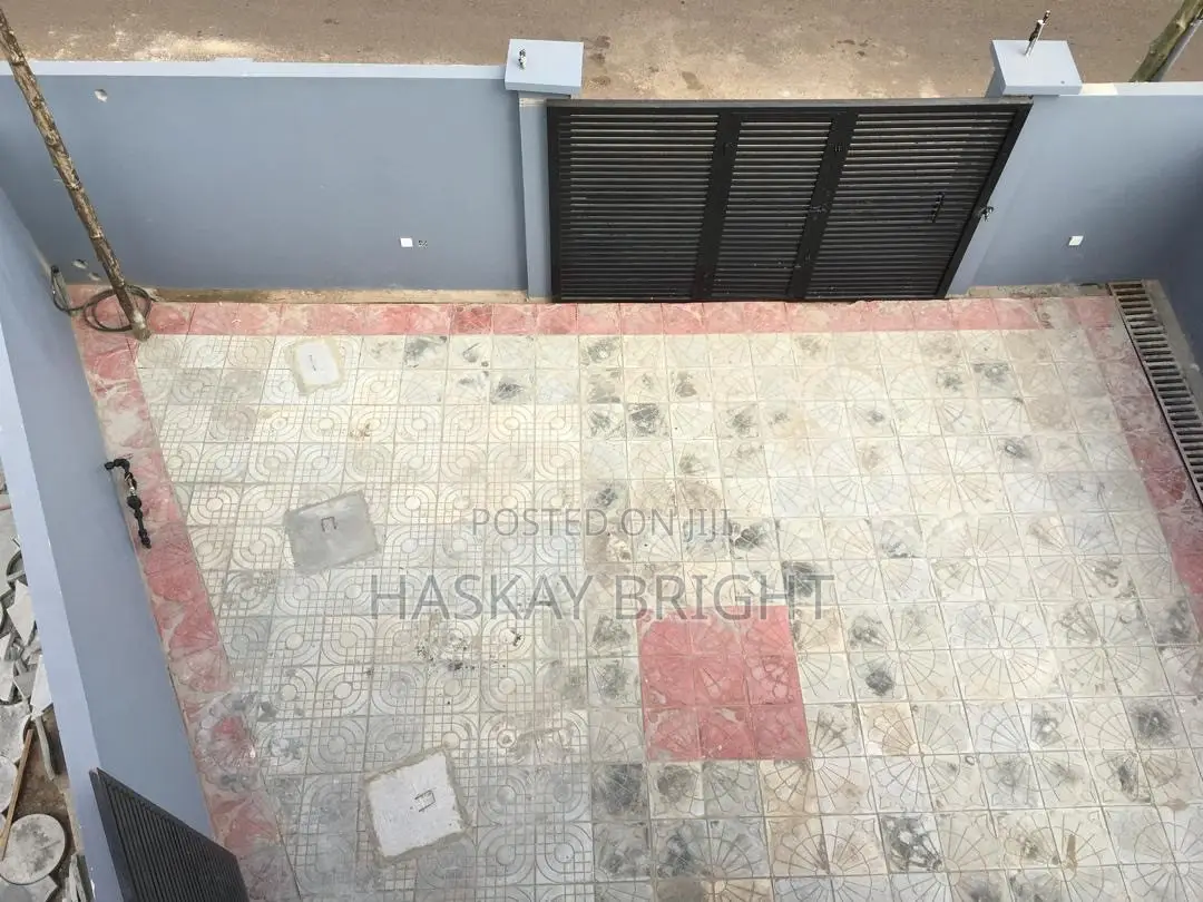 3bdrm House in Abelemkpe for rent